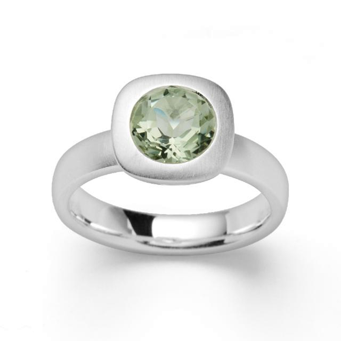 Bastian Inverun Ring mit hellgrünem Edelstein Bastian Inverun Ring mit hellgrünem Edelstein